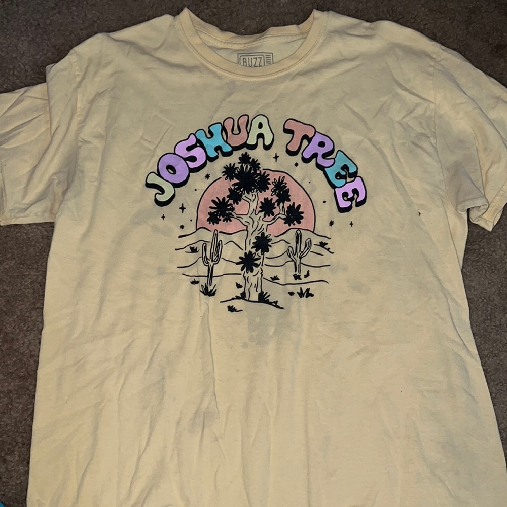 pastel yellow Large short sleeve
